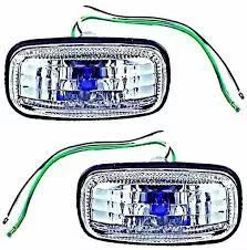 Bílý boční blinkr pro NISSAN PATROL 160, 260, Y60 / Y61