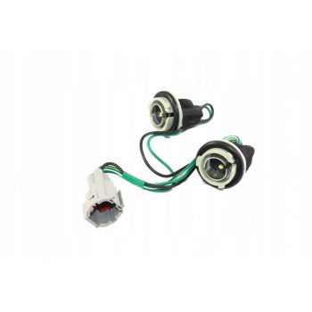    Nissan Patrol Y61 zadní dolní tovární světelný kabel světelný zástrčka