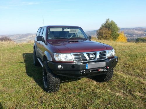 F4x4 přední pevnostní nárazník pro - Nissan Navara Patrol Y61