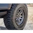 Alumínium felni 17x9 ET-12 5x127 D701 Ammo Matte Gunmetal/Black Bead Ring Fuel