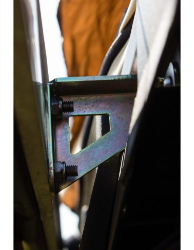 Boční držák slunečního clonu pro střešní nosič Nissan Patrol Y60/61