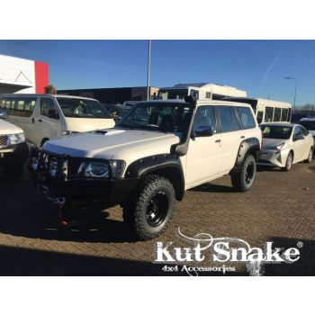   Plastové lemy blatníků Kut Snake pro Nissan Patrol Y61/GU/GR, série 4, 70 mm