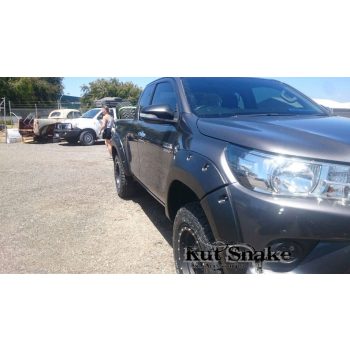   Rozšiřovací plastové lemy blatníků Kut Snake pro Toyota Hilux Revo 2015+, 75mm