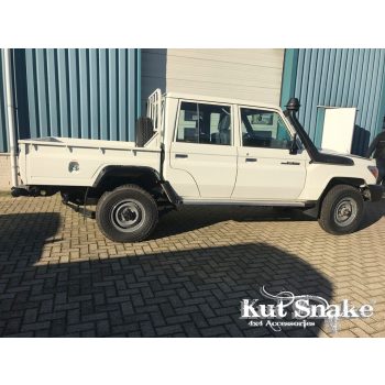   Rozšiřovací plastové lemy blatníků Kut Snake pro Toyota Land Cruiser 79 Pick-Up (double cab)