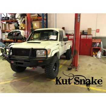   Rozšiřovací plastové lemy blatníků Kut Snake pro Toyota Land Cruiser 79 Pick-Up, 2007+, 50mm