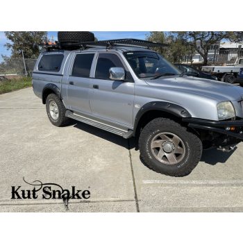   Plastové lemy blatníků Kut Snake pro Mitsubishi L200, r.v. 2006-2015, 75 mm