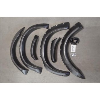   Snake4x4 lemy blatníků pro Ford Ranger T6 (2011-2015) 18 cm